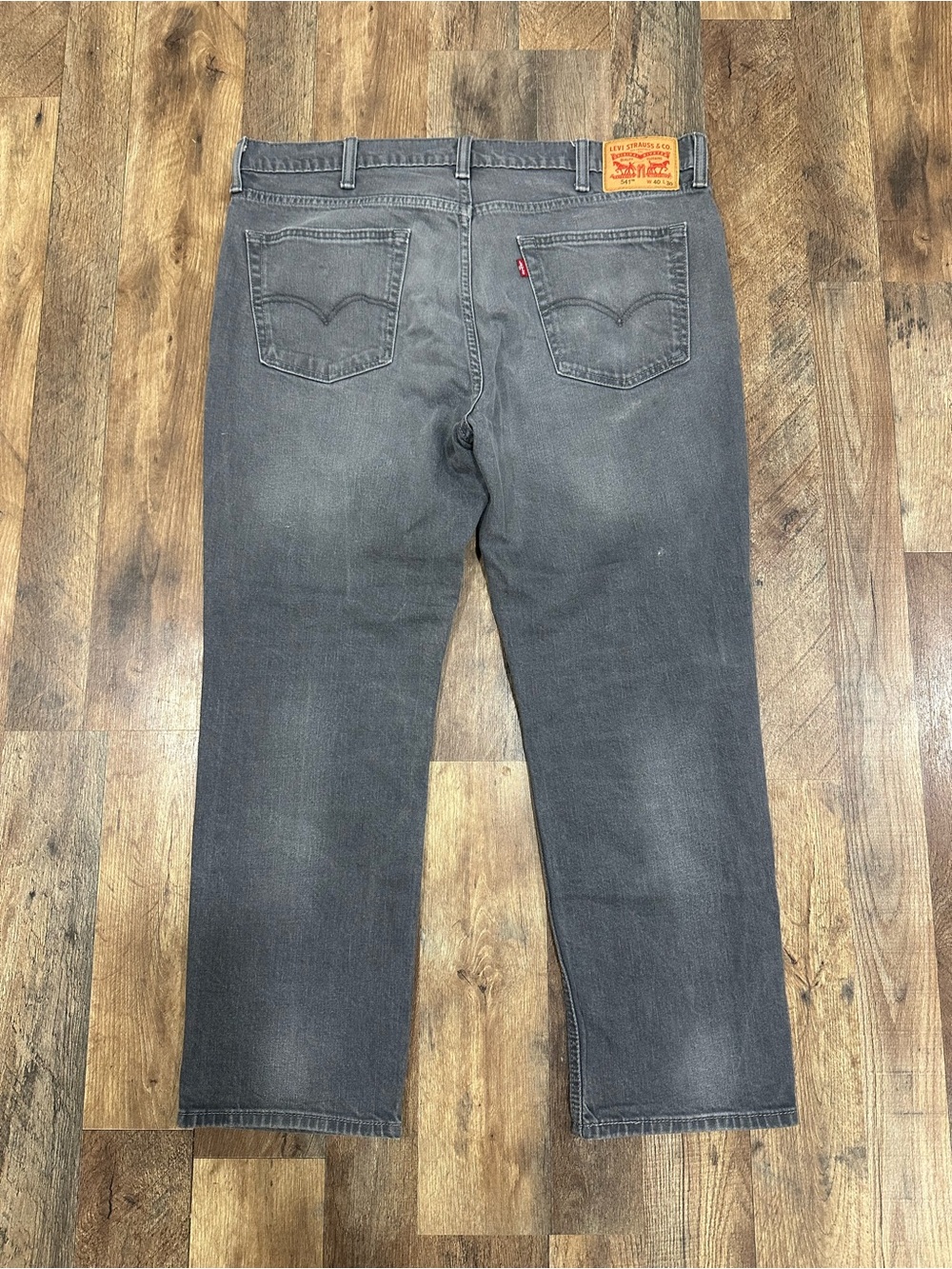 Men’s Levi's Washed Charcoal Straight-Leg Jeans
